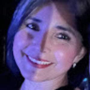 Meet your Posher, Gabriela